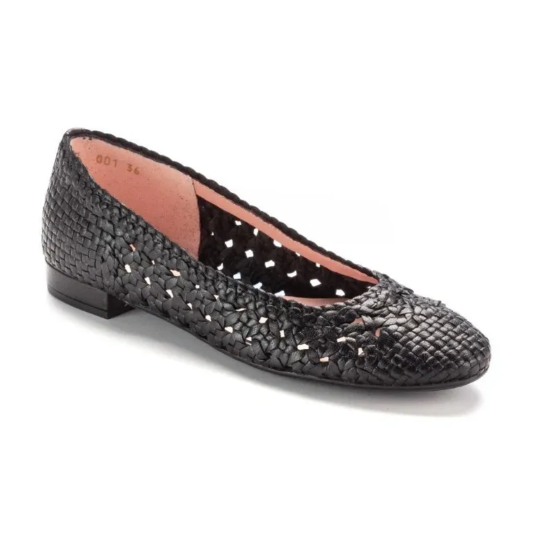 51524 - Black Soft Leather Flats for Teen/Women by Pretty Ballerinas