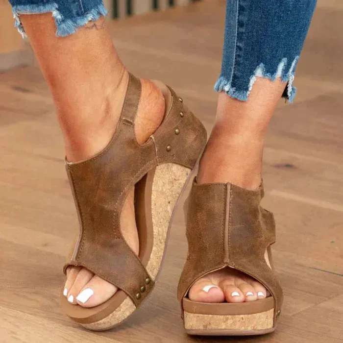 Delore - Elegant Wedges