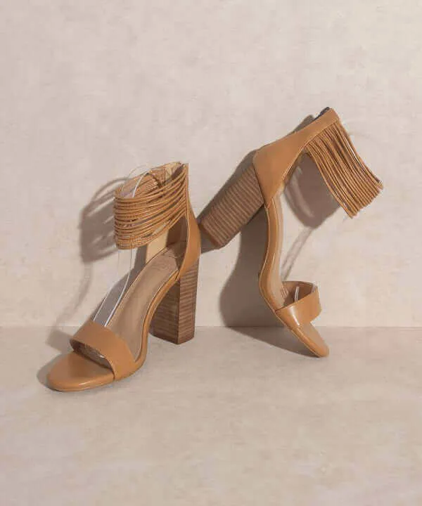 OASIS SOCIETY Blair - Thick Ankle Strap Block Heels Sandals