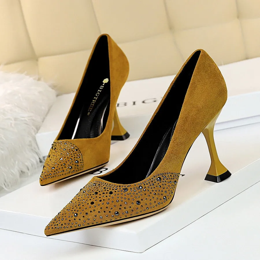 Rhinestone Design Pointed Toe Pumps