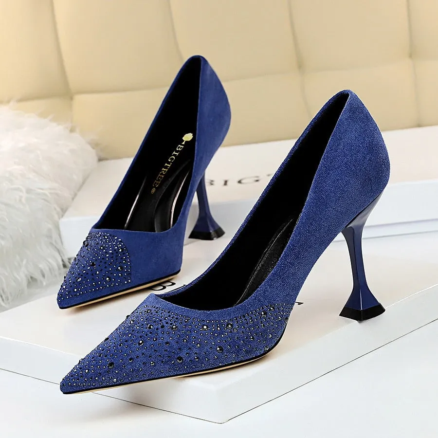 Rhinestone Design Pointed Toe Pumps