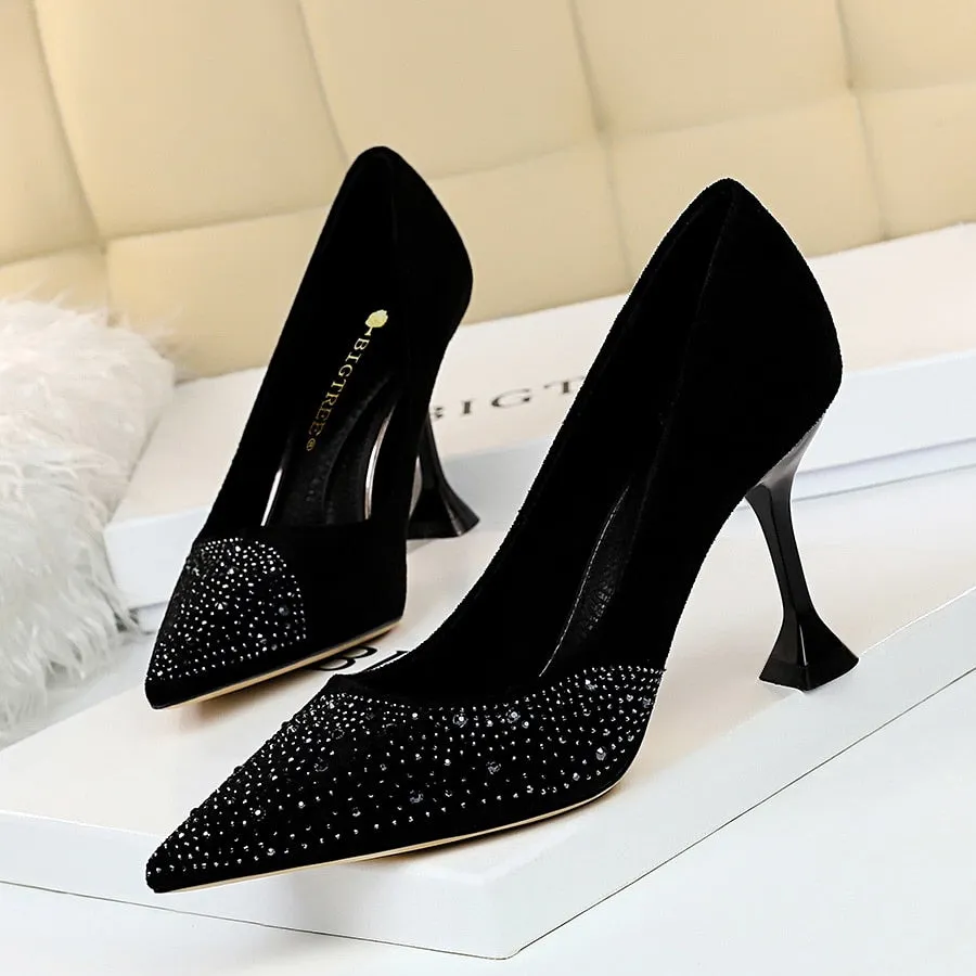 Rhinestone Design Pointed Toe Pumps