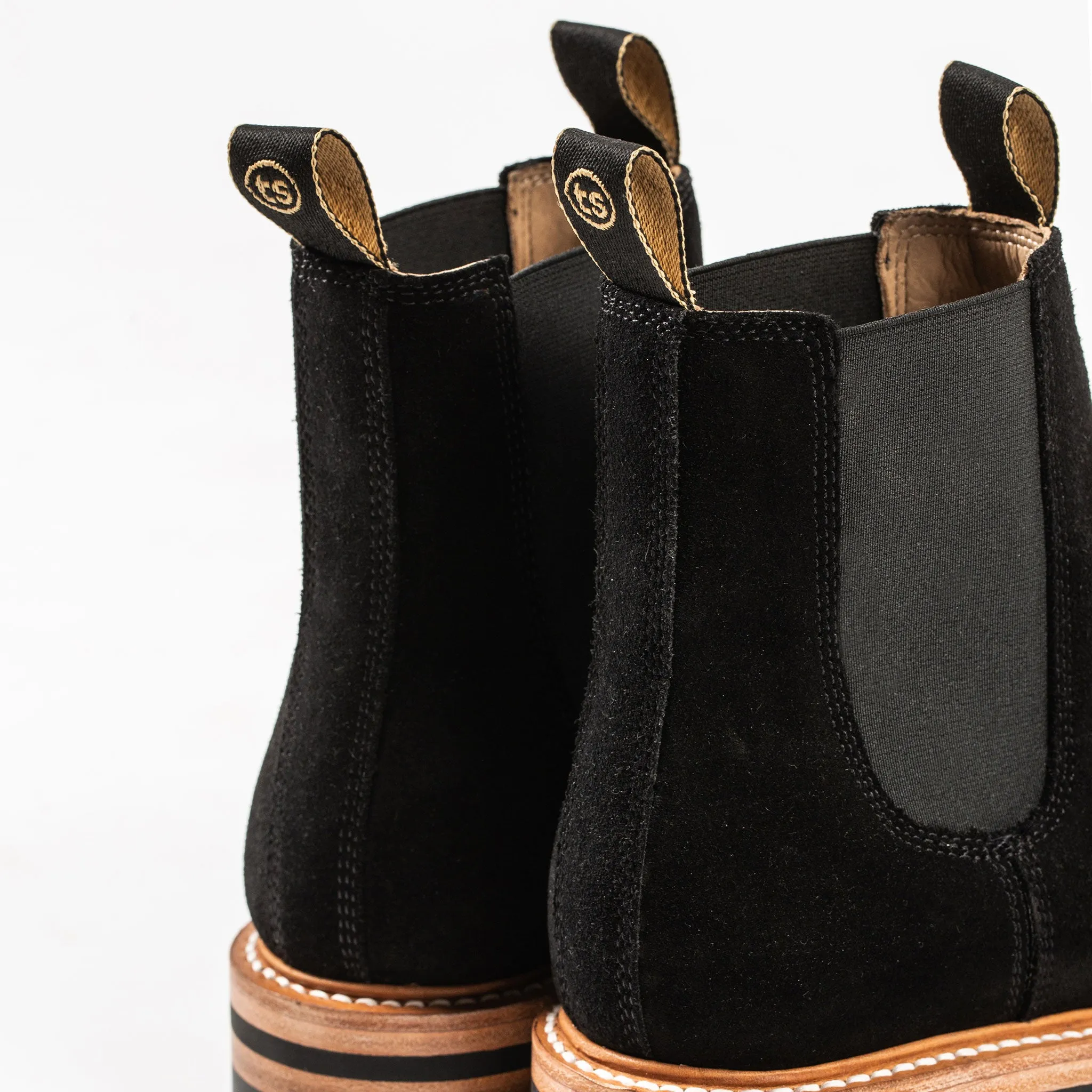 The Ranch Boot in Coal Weatherproof Suede